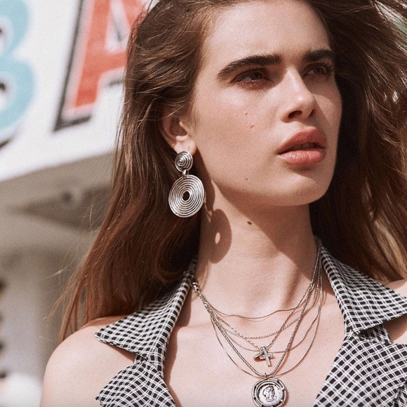 Vanessa Mooney SILVER Braxton Disk Earrings - Picture 5 of 6